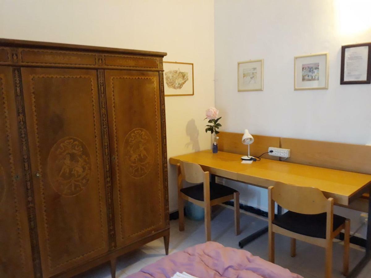 Hotel Bed in Siena Tognazza Exterior foto